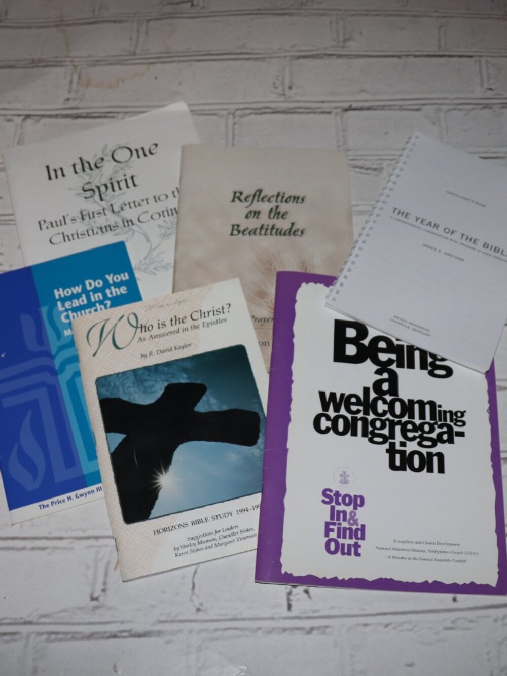📚 Christian Study Booklet Lot · Set of 6 · Bible Study & Church Leadership